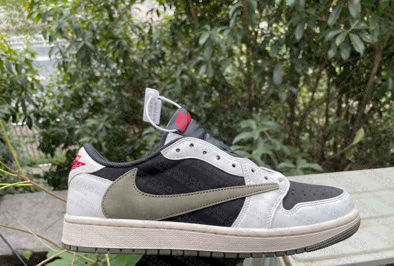 AJ1 LOW Travis Scott OLIVE 9