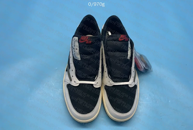 AJ1 Low Travis Scott Olive 4