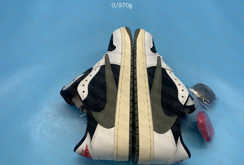 AJ1 Low Travis Scott Olive 6