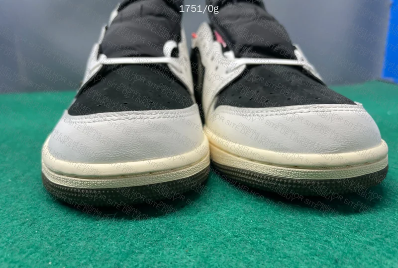 AJ1 Low Travis Scott Olive 2