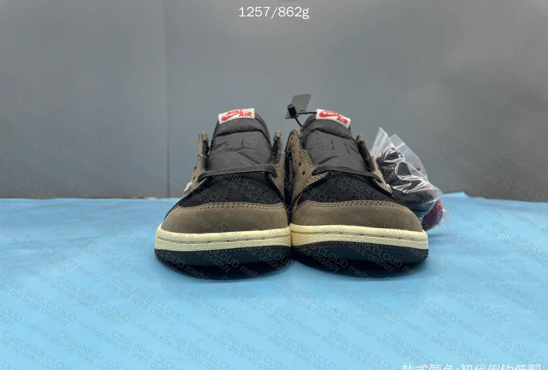 AJ1 Low Travis Scott for Mom - GL or RL? 2