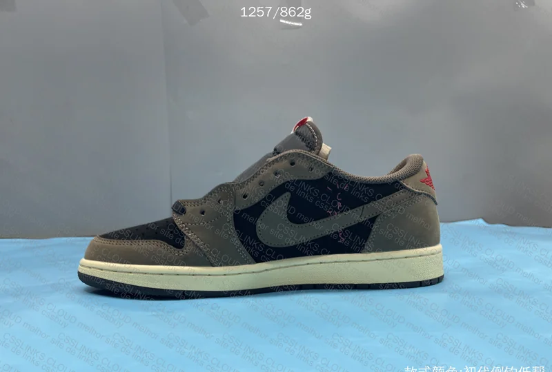 AJ1 Low Travis Scott for Mom - GL or RL? 4