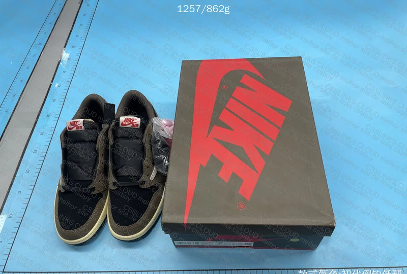 AJ1 Low Travis Scott for Mom - GL or RL? 7