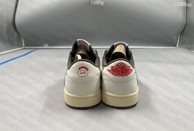 AJ1 Low Travis Scott Reverse Mocha 2