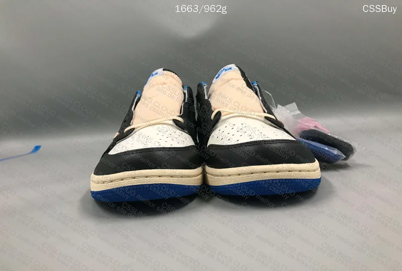 AJ1 low travis scott x fragment 3
