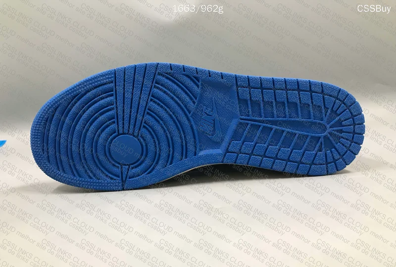 AJ1 low travis scott x fragment 5