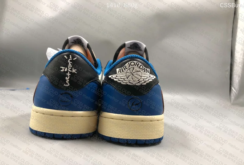 AJ1 low travis scott x fragment 6