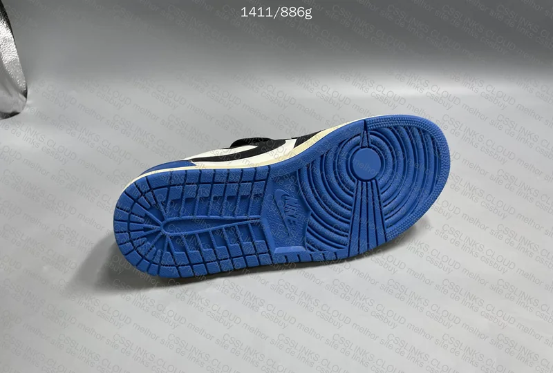 AJ1 Low Travis Scott x Fragment 9