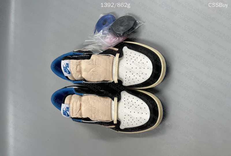 AJ1 low travis x fragment (FQ)