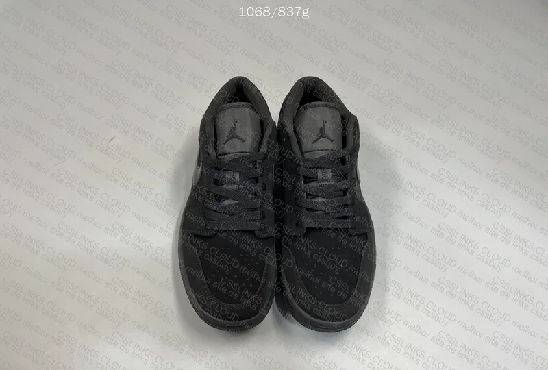 AJ1 LOW TRIPLE BLACK 3