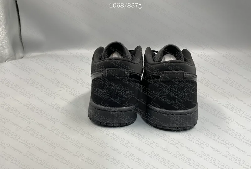AJ1 LOW TRIPLE BLACK 5