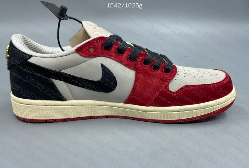 aj1 low trophy room rookie card 2
