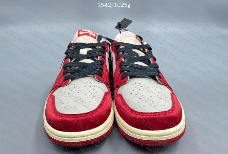 aj1 low trophy room rookie card 5