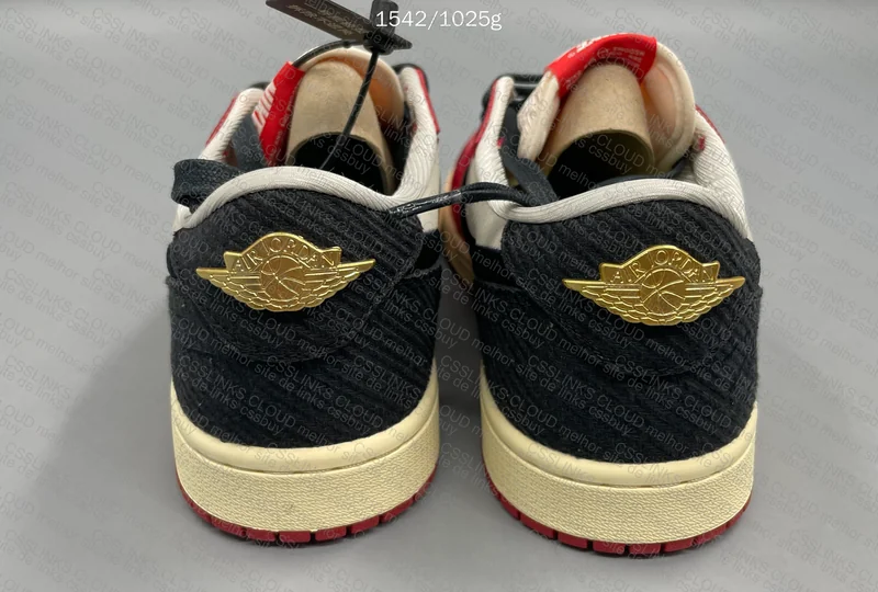aj1 low trophy room rookie card 6