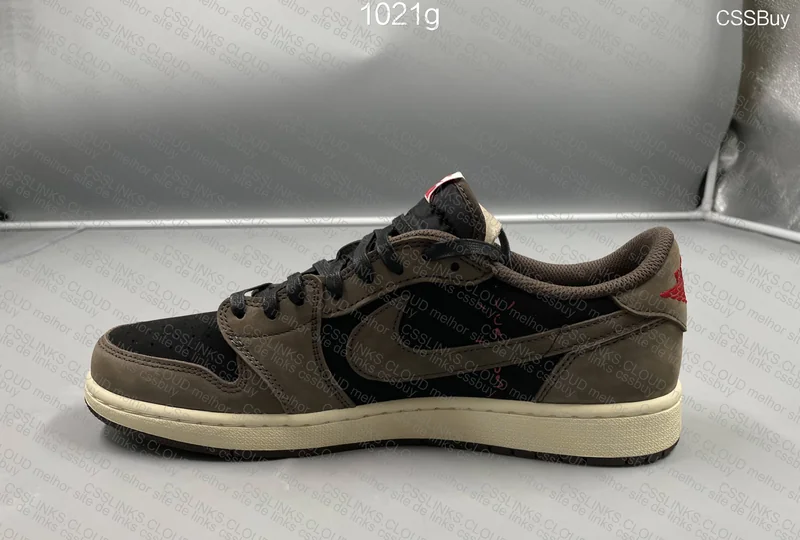 AJ1 LOW TS - DARK MOCHA 4