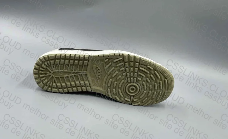 Aj1 Low TS Golf 3