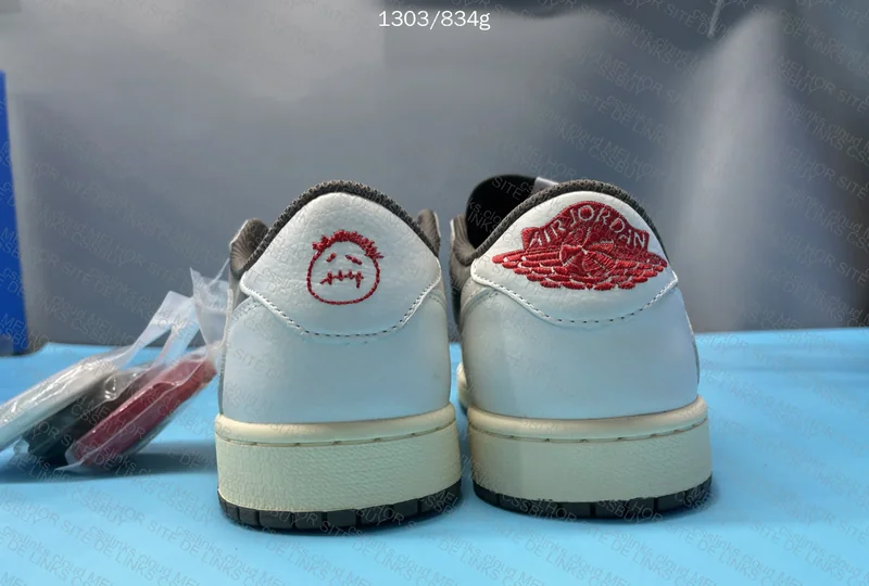AJ1 Low TS Reverse Mocha - LJR B 3