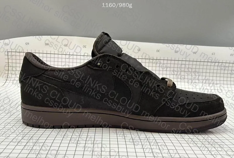 Aj1 low velvet Brown 3