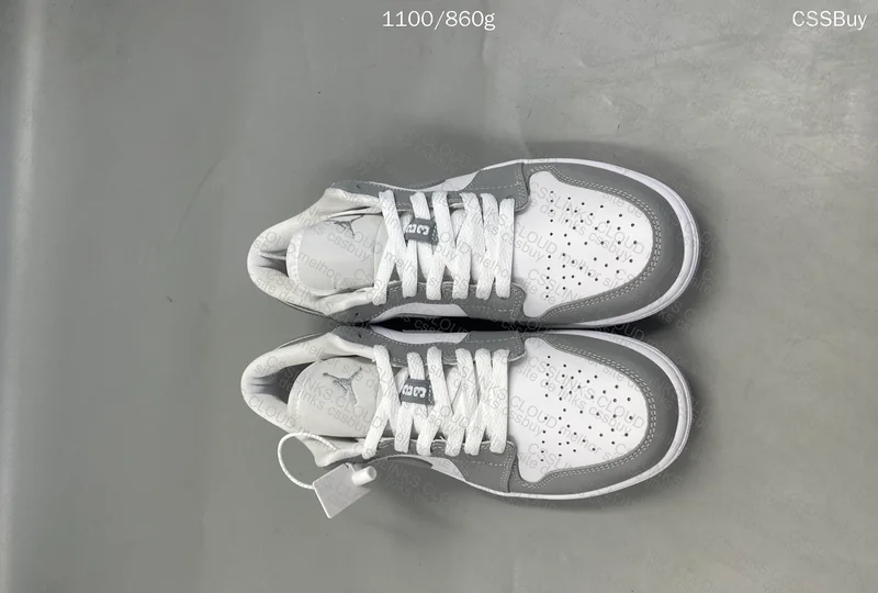AJ1 Low Wolf Grey 3