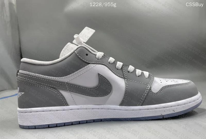 Aj1 low Wolf Grey 4