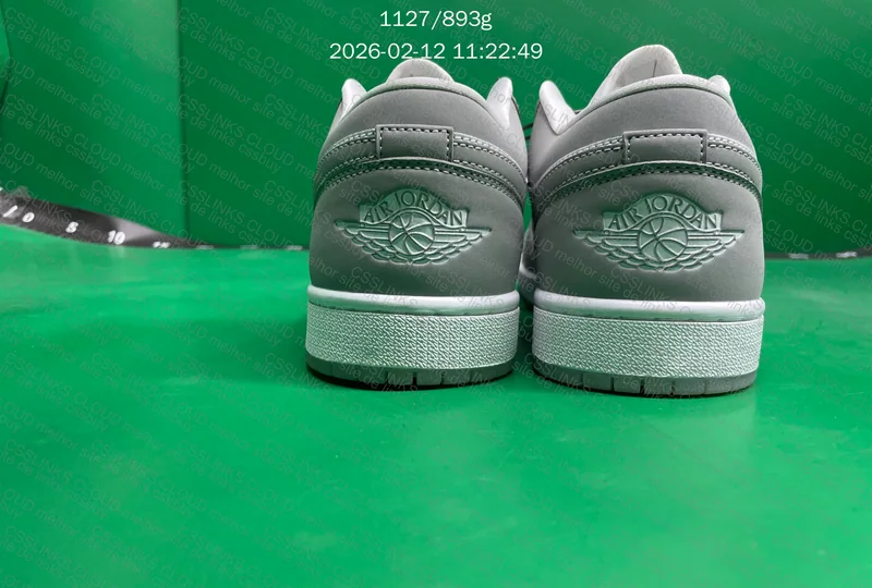 AJ1 Low Wolf Grey
