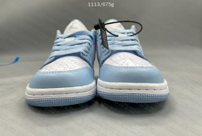 AJ1 LOW Women - White Ice Blue 8