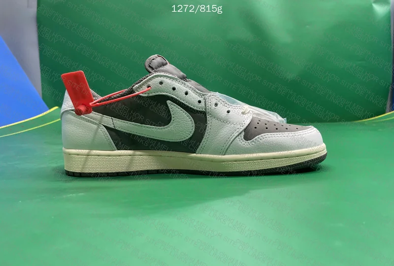 AJ1 Low x Travis “Reverse Mocha” 8