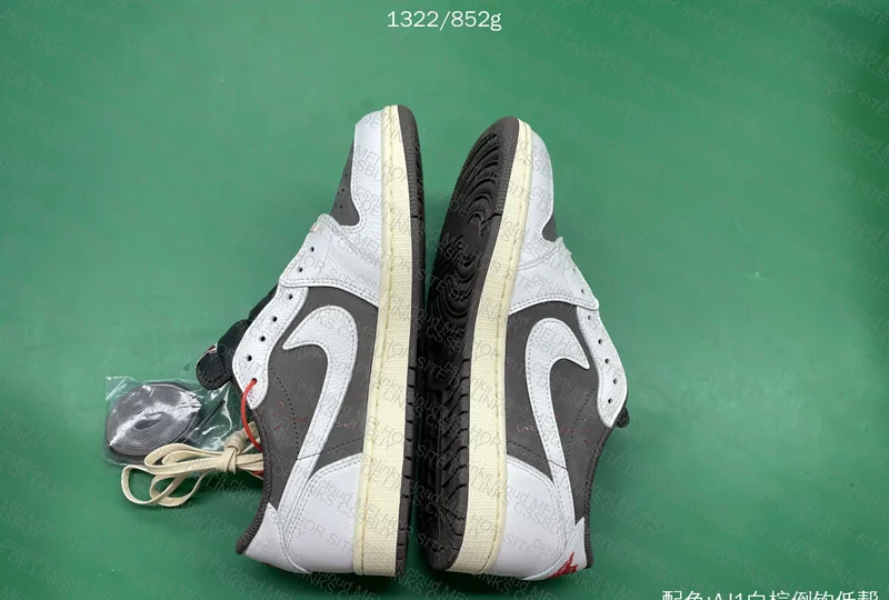 AJ1 Low x Travis “Reverse Mocha” 6