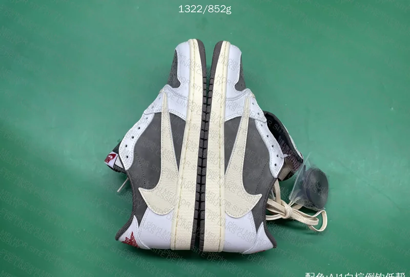 AJ1 Low x Travis “Reverse Mocha” 7