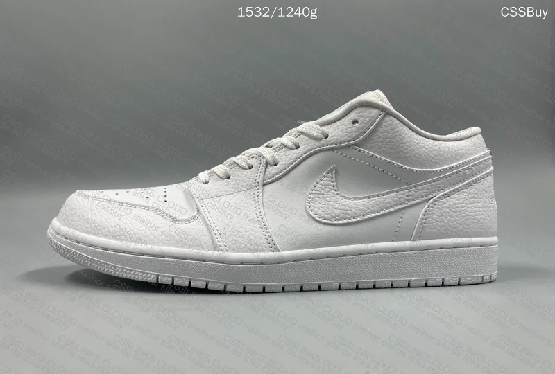 AJ1 Mid Apricot + AJ1 Low (All White)