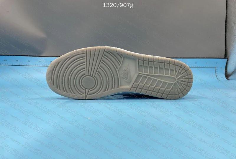 AJ1 New Esmerald - SALE 70y 6