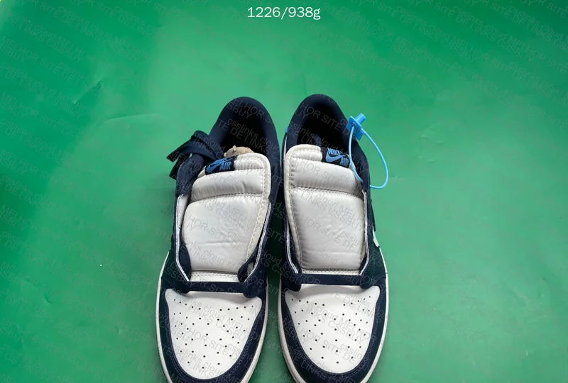 AJ1 OG obsidian 5