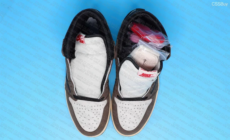 AJ1 Retro High Travis Scott