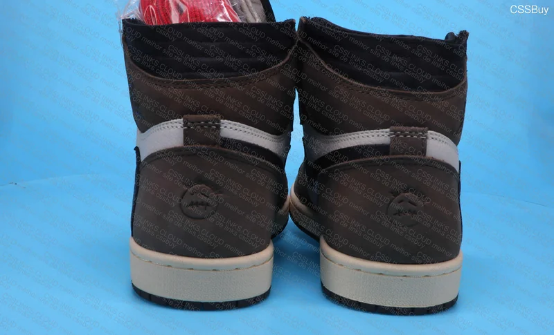 AJ1 Retro High Travis Scott 2