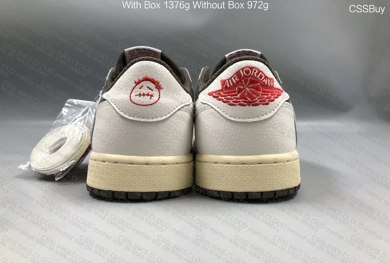 AJ1 reverse 3