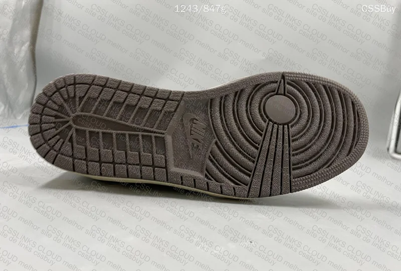 AJ1 REVERSE MOCHA - FK B GRADE (240Y) 2