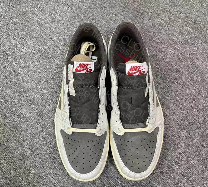 AJ1 Reverse Mocha (OvO)