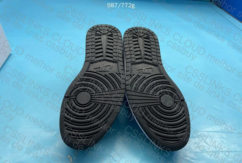 AJ1 Small DT 6