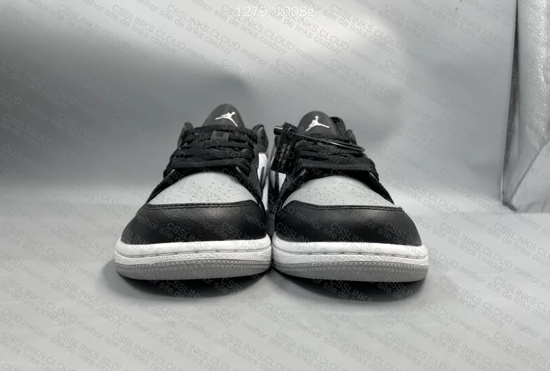 AJ1 smoke grey toe 2