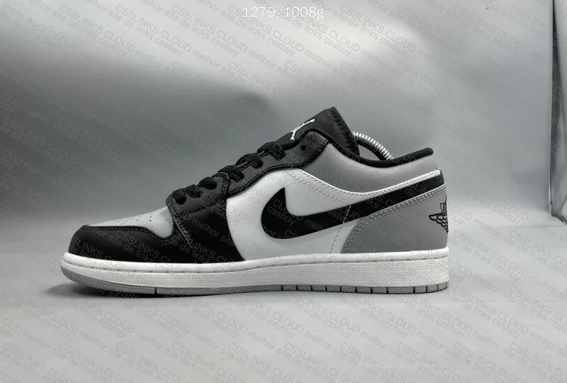 AJ1 smoke grey toe 3