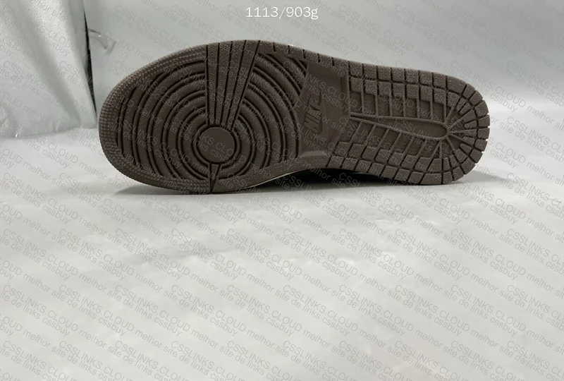 AJ1 TRAVIS BLACK MOCKA 5