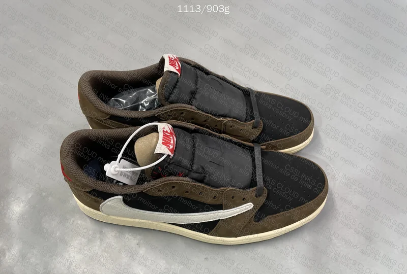 AJ1 TRAVIS BLACK MOCKA 8