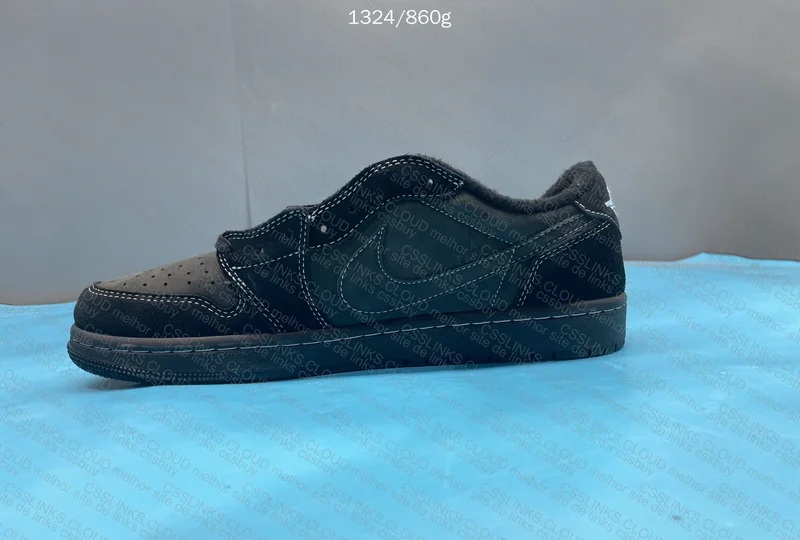 AJ1 Travis Black Phantom - 100y 3