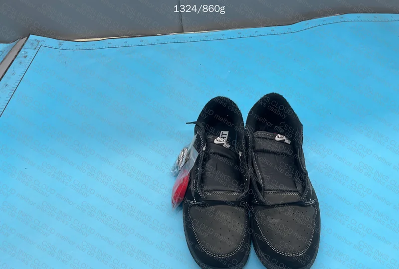 AJ1 Travis Black Phantom - 100y 8