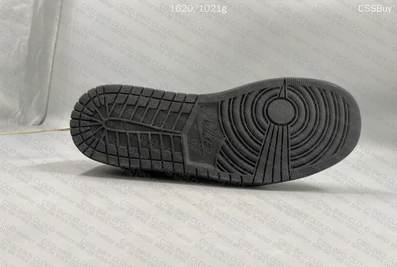 AJ1 Travis Black Phantom 7