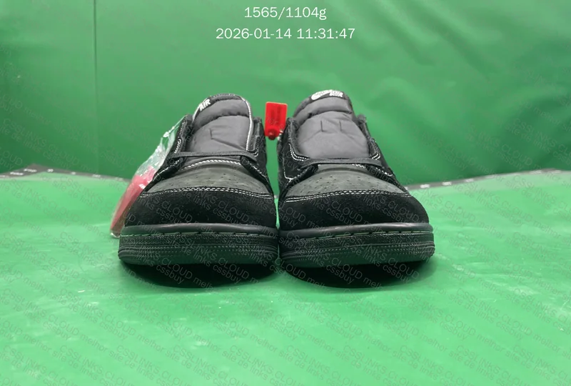 AJ1 Travis Black Phantom 2