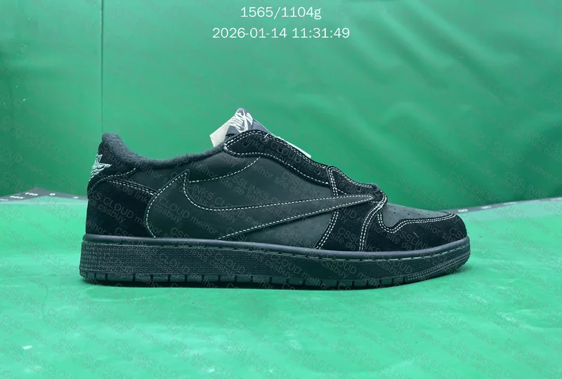 AJ1 Travis Black Phantom 5
