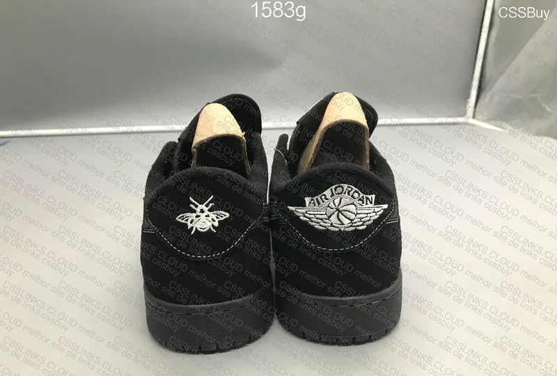 AJ1 Travis Black Phantom (158sir)