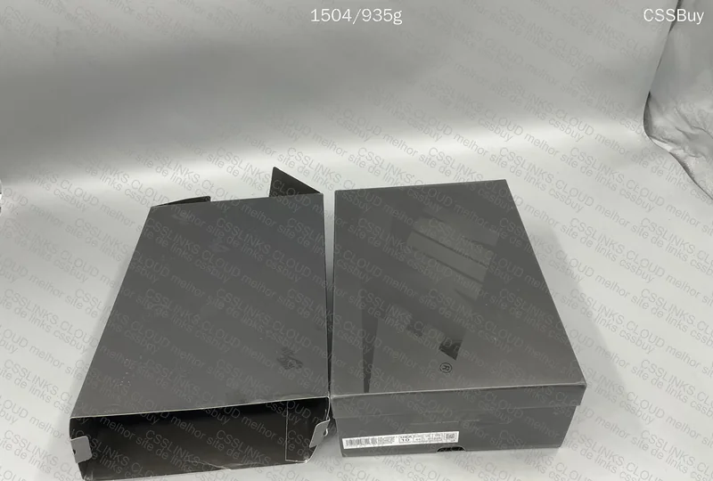 AJ1 Travis Black Phantom (FK) 3