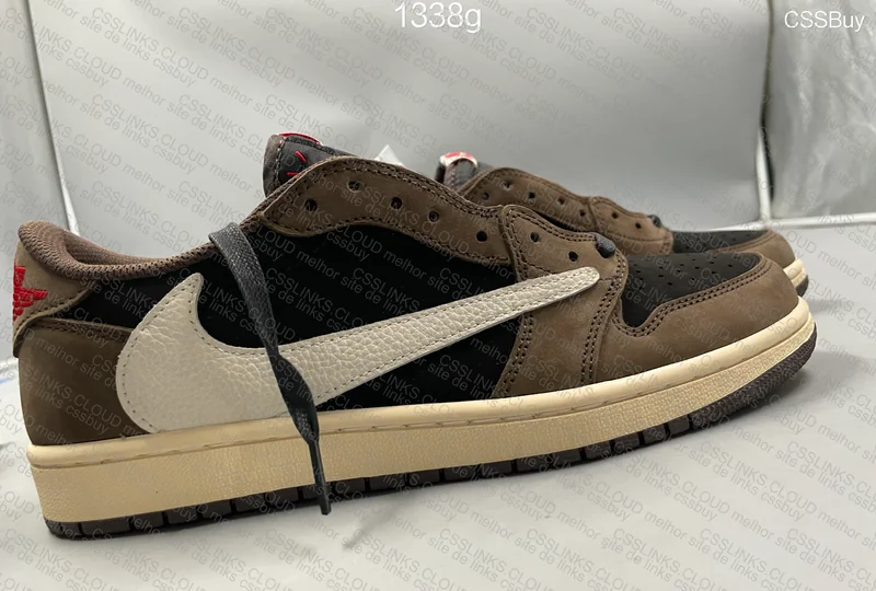 AJ1 TRAVIS DARK MOCHA 7